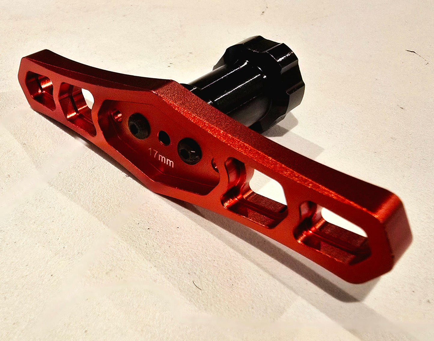 Short shaft aluminium 17mm wheel nut spanner red / black